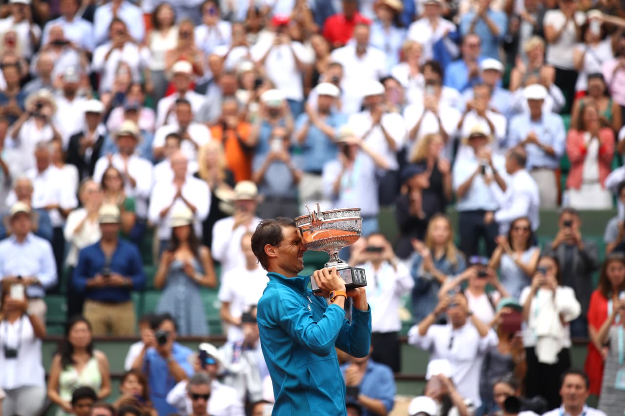 Con esta conquista, Nadal suma 17 títulos en torneos grandes, tres por detrás de Roger Federer y tres por encima de Pete Sampras, para afianzarse como el segundo más ganador en estas lides.