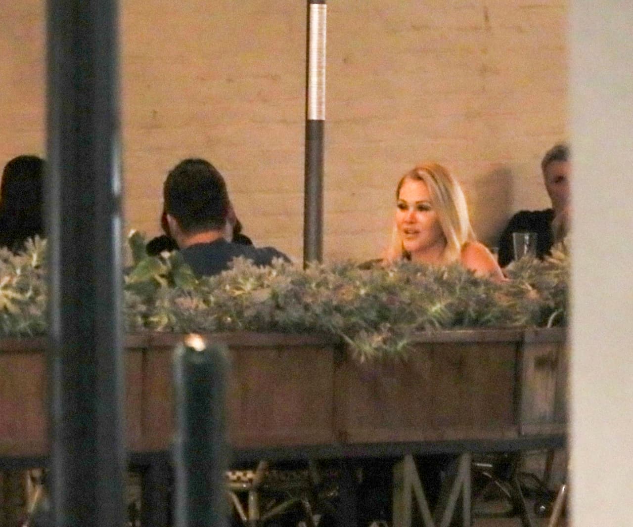 A finales del mes pasado, la popular pareja de los años 90 visitó el restaurante mexicano Maestro, ubicado en Pasadena, California.