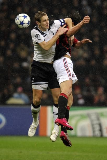 Dawson mostró su dureza ante todos los atacantes de renombre que visten la playera 'rossonera'.