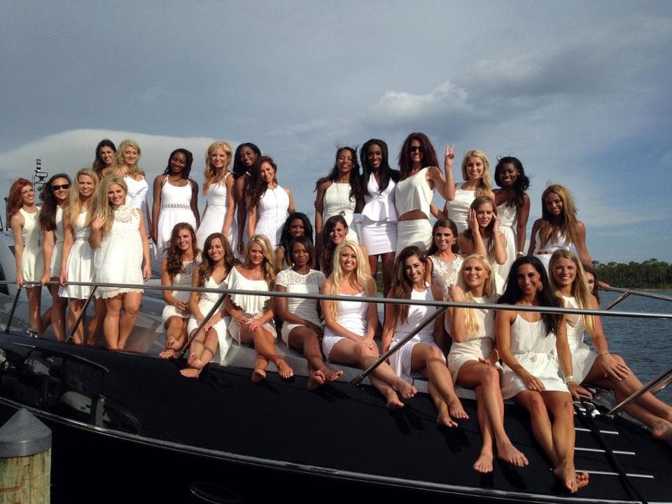 Mira a las bellezas de los New Orleans Saints durante su shooting para el Calendario 2016 (Fotos por Alex Restrepo y Ashley Amoss / New Orleans Saints).