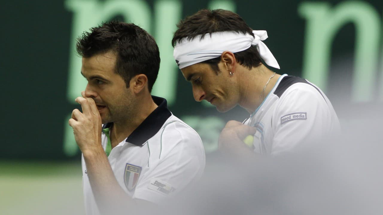 Dos tenistas italianos son castigados por amaño de partidos