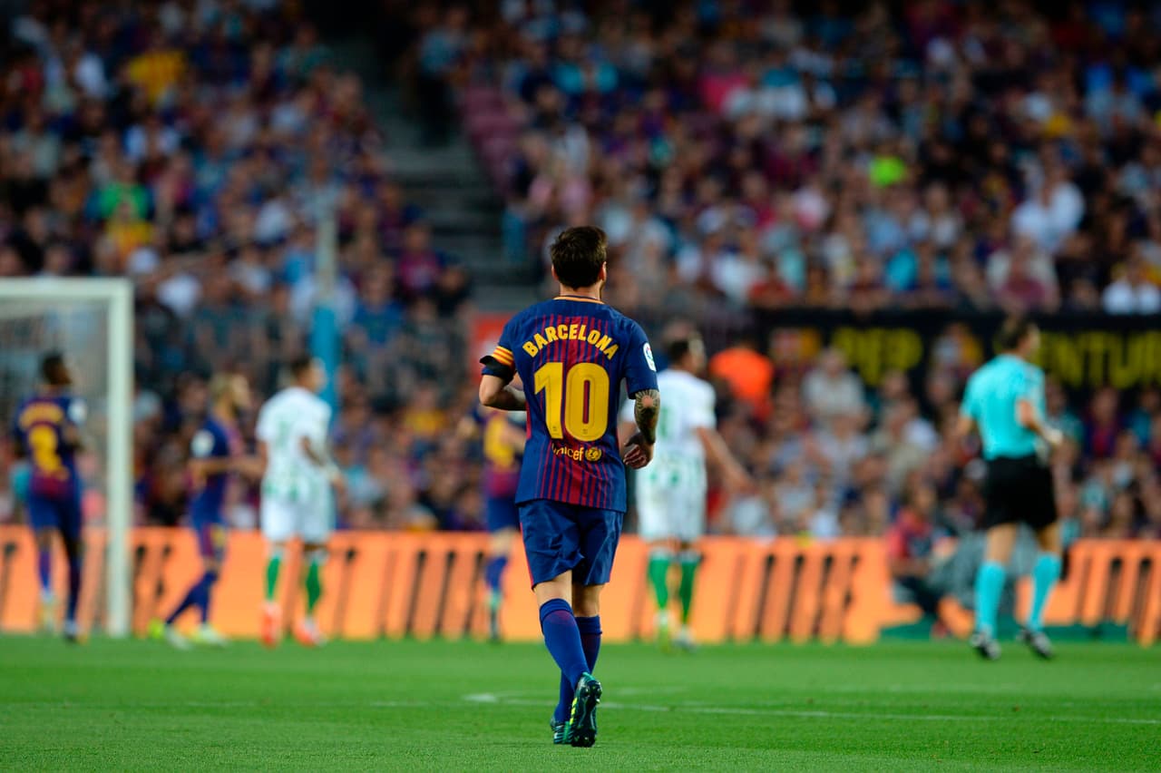 El 10 era el llamado a sobresalir en esta tarde ante la ausencia por lesión de Luis Suárez y la ida de Neymar al PSG. Primer juego de Liga sin la MSN.