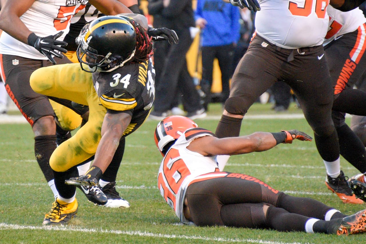 Los Pittsburgh Steelers derrotaron 30-9 a los Cleveland Browns en la semana 10 de la NFL y estas son las mejores imágenes de este encuentro.