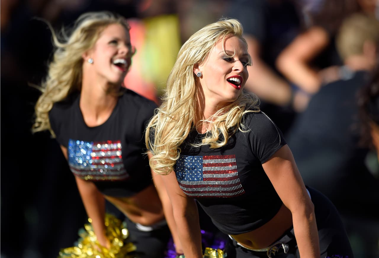 Checa las hermosas cheerleaders que llenaron de alegría la Semana 10 de la NFL.