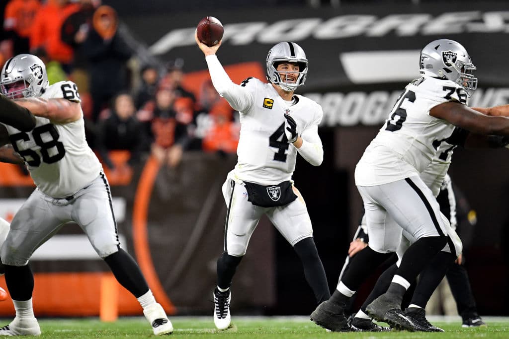 En un duelo de defensas, el local sale dañado y Las Vegas Raiders se quedan la victoria 16-14 sobre los Cleveland Browns.
