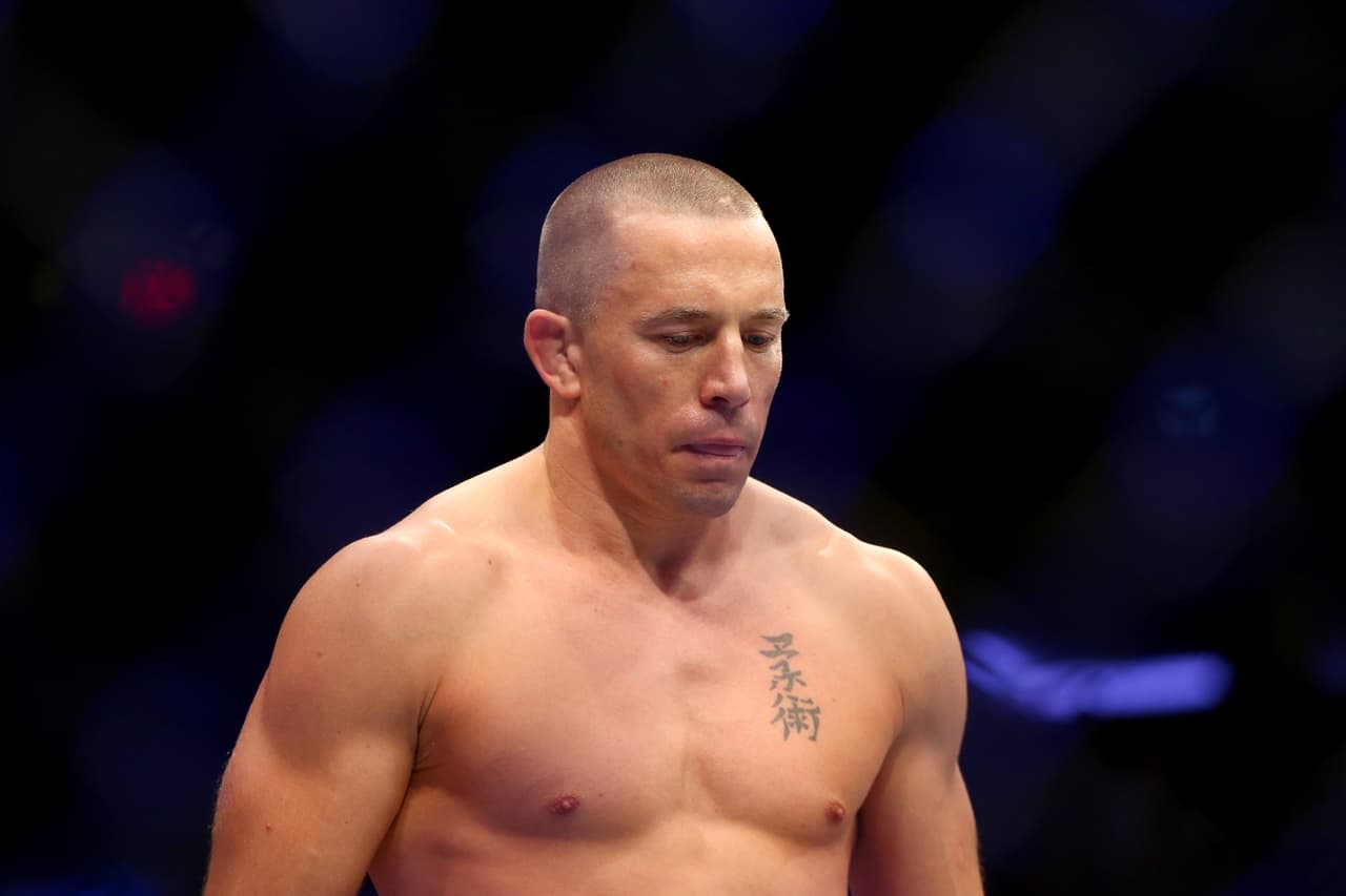 En la UFC, Georges St-Pierre se retiró en el 2013 al estar cansado de su estilo de vida. Pasados cuatro años, regresó en el frebrero de este 2017 a los octágonos.