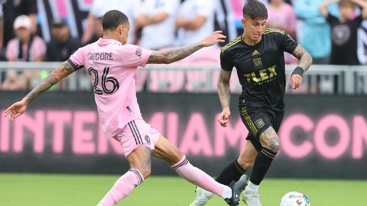 Cherundolo 'le cierra la puerta' al América por Brian Rodríguez