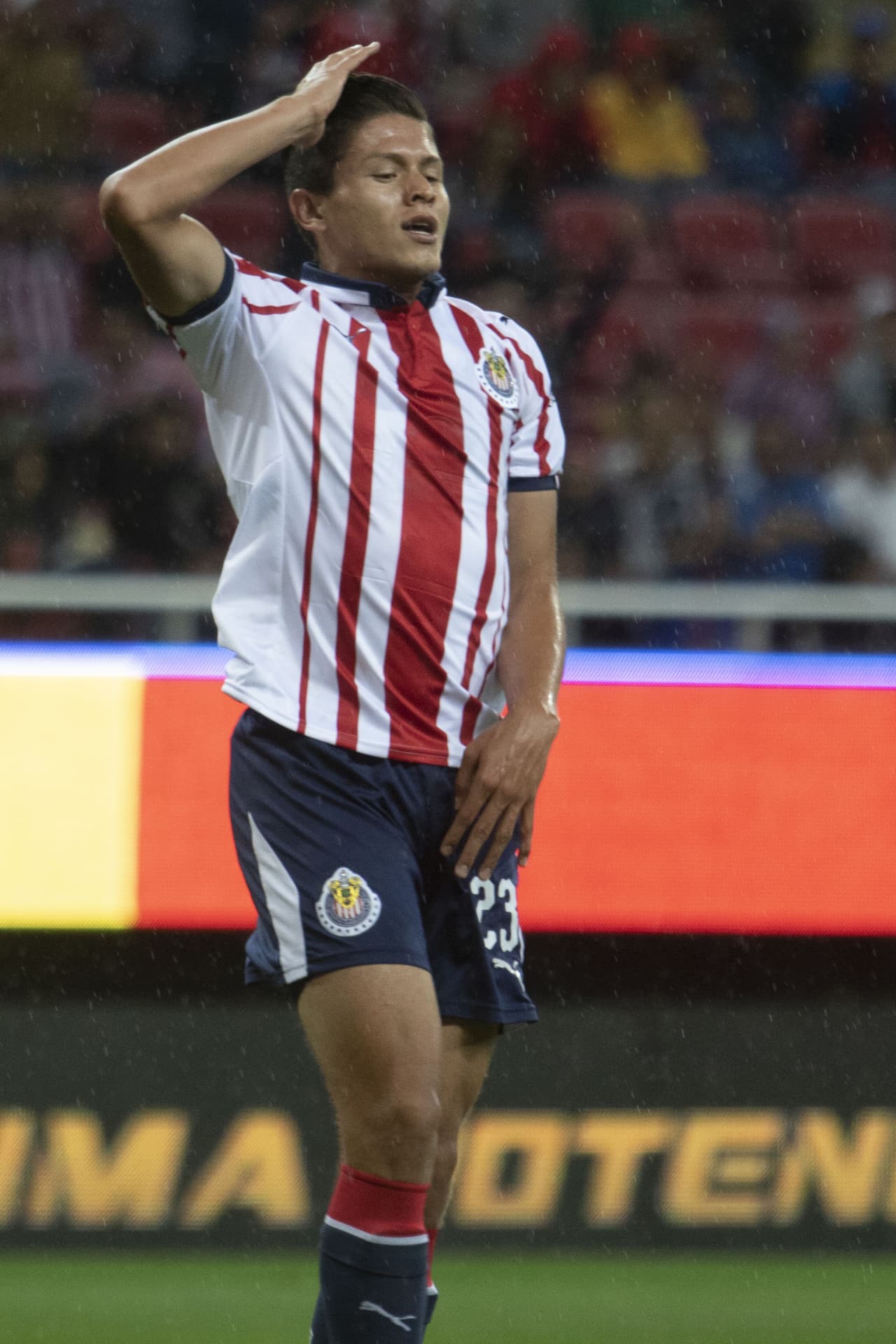 Banca
<br>José de Jesús Godínez Navarro es un futbolista que juega como delantero, su equipo actual es el Club León de la Liga MX.