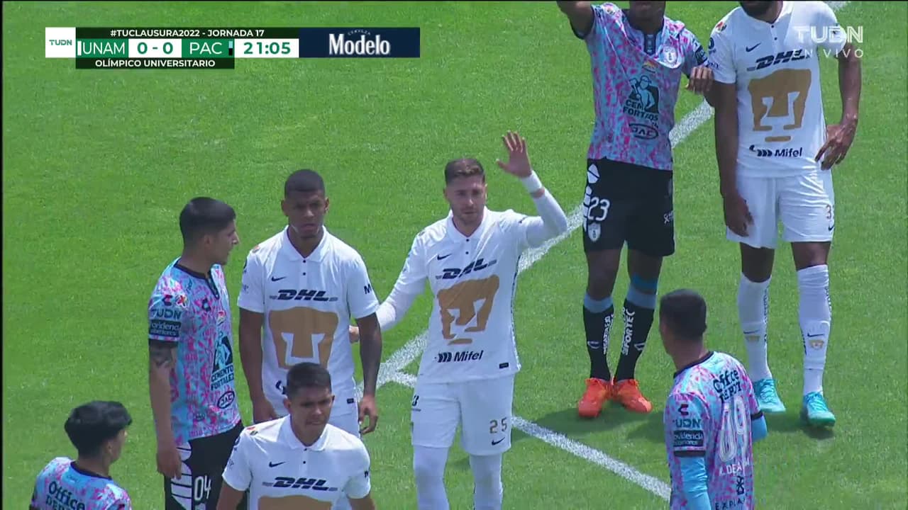 ¡TIRO ATAJADO! disparo por José Caicedo.