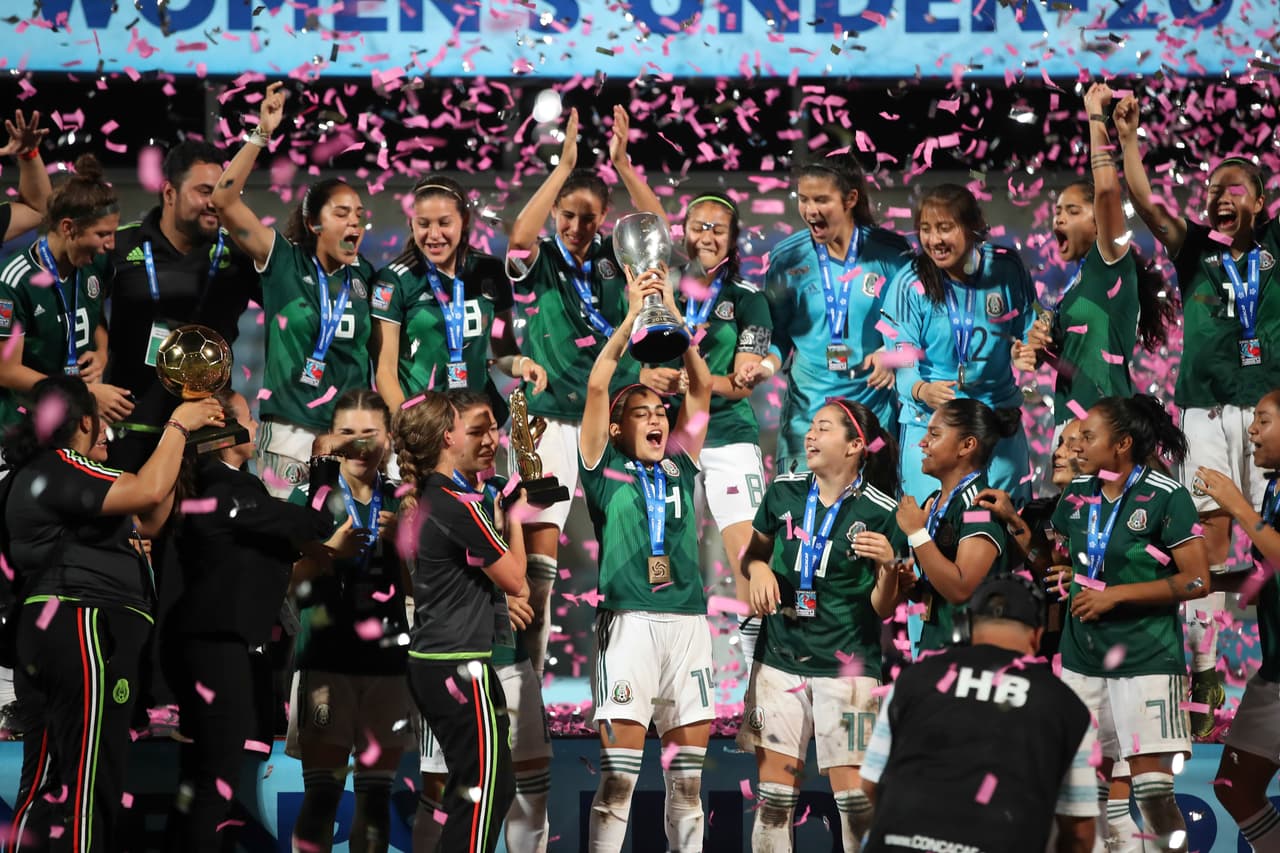 Así fue la premiación y el festejo del histórico triunfo del Tri femenil Sub 20. Se impuso en la final del Premundial Sub 20 de la Concacaf a Estados Unidos y con ello, además, consiguió su boleto al Mundial de la categoría que se celebrará en Francia en agosto.