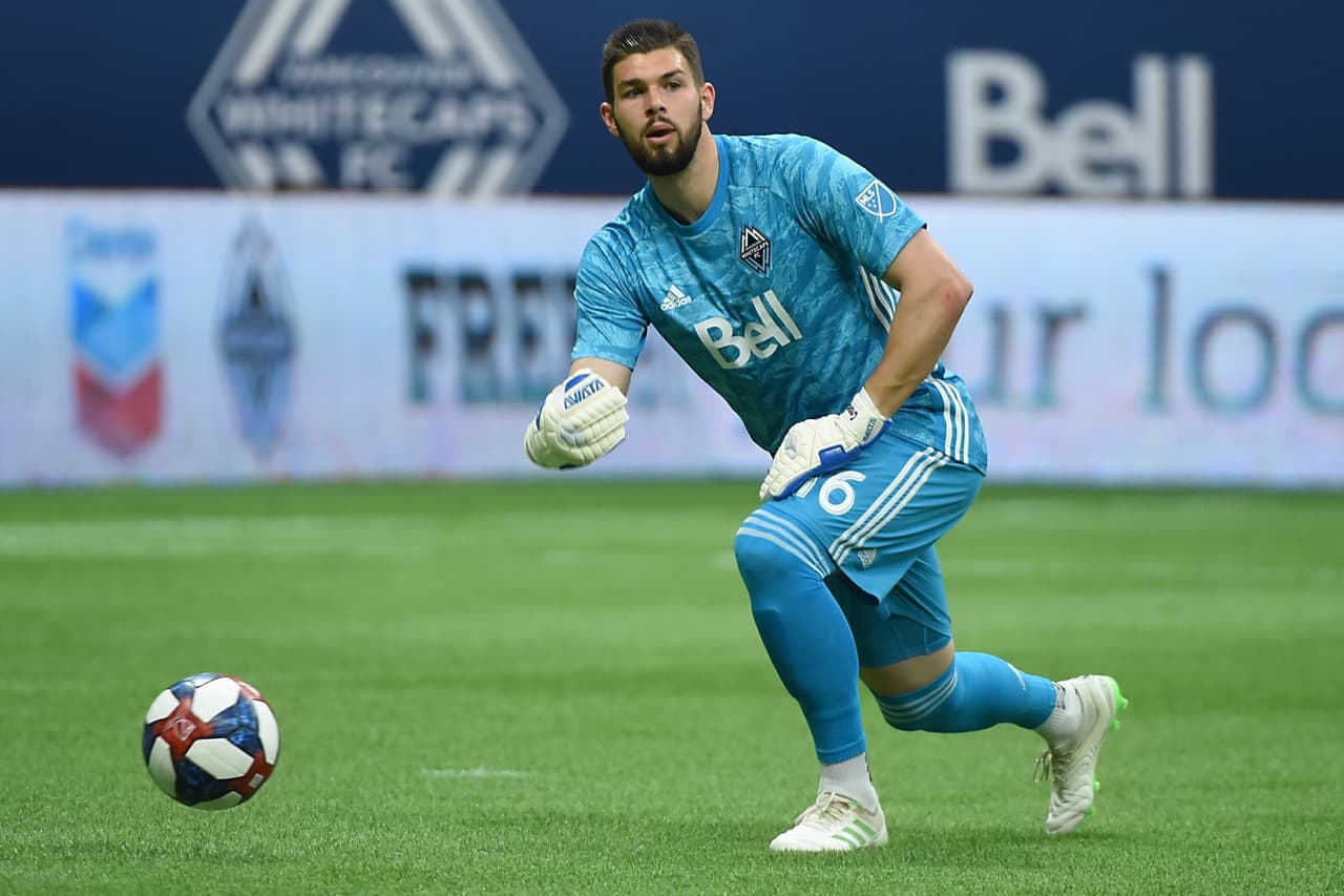 Maxime Crépeau realizó una gran atajada en el final del empate 1-1 como visitante de Vancouver Whitecaps FC frente a Sporting Kansas City.