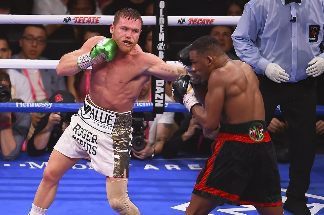 La FIB despoja de su título al 'Canelo'