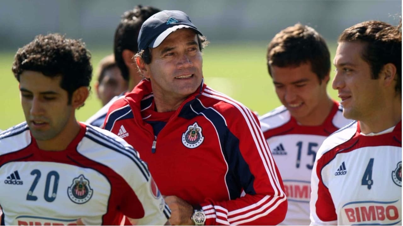 <b>Fernando Quirarte: '</b>El Sheriff' llegó a la mitad del Apertura 2011, y metió a Chivas a los cuartos de final, un torneo después fue cesado en la Jornada 3 al ligar tres derrotas seguidas.
