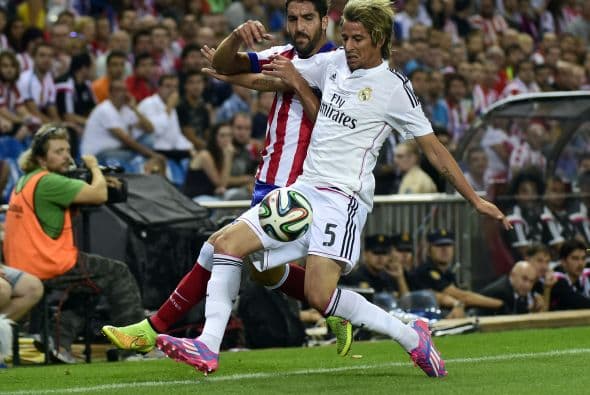 No hubo más goles y el Atlético ganó el partido.