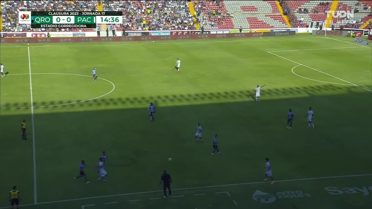 ¡TIRO ATAJADO! disparo por Raúl Zúñiga.