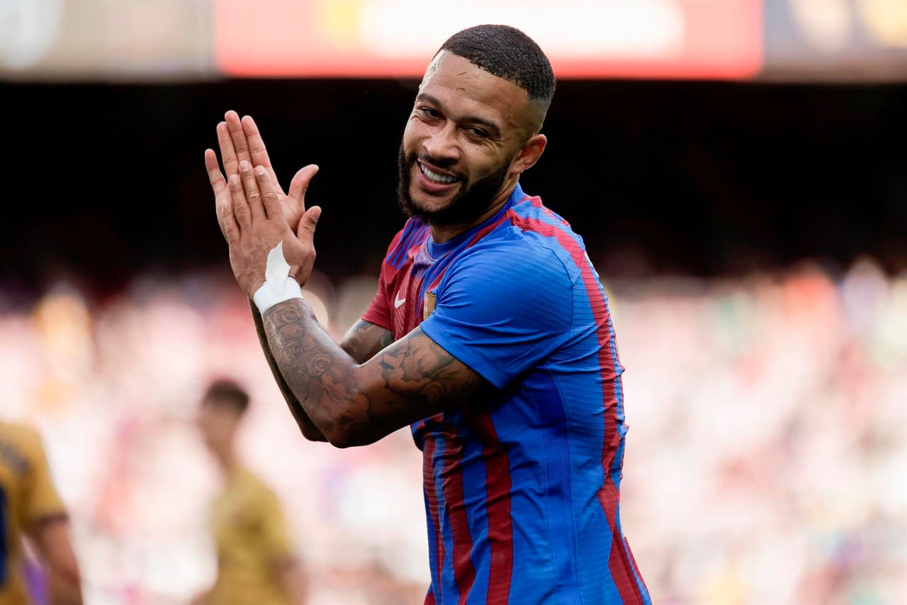 Barcelona derrota 3-0 al Levante con goles de Memphis Depay de penalti, Luuk de Jong y Ansu Fati, quien estuvo 10 meses fuera por lesión, regresó a las canchas, durante la Jornada 7 en La Liga.
