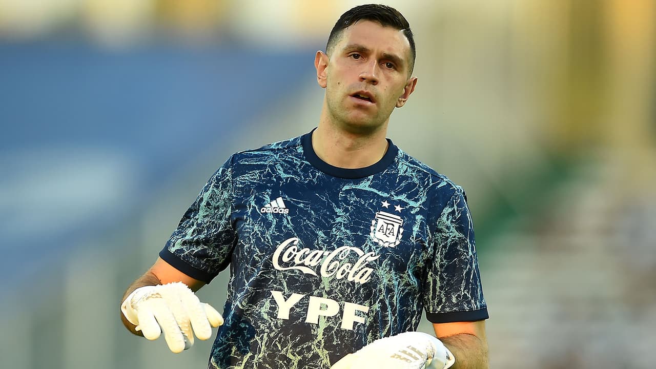 'Dibu' Martínez intenta matizar palabras sobre duelo ante México