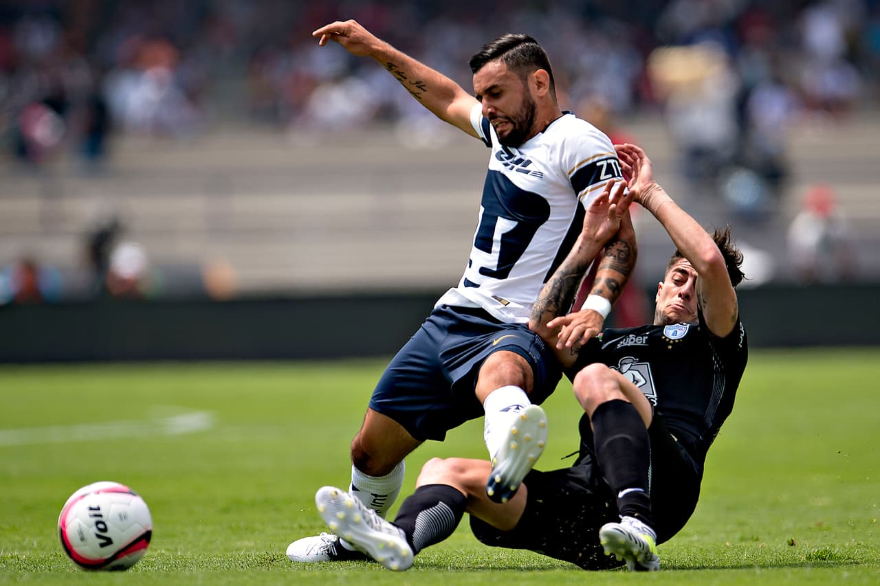 Alan Mendoza, 7 puntos: con este defensor de los Pumas puedes estar seguro de que tu defensa está en buenas manos.