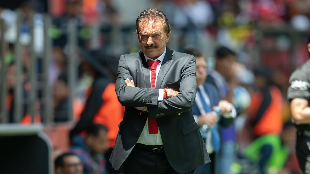 Ricardo La Volpe: “Fundí mi medalla de campeón del mundo como agradecimiento”