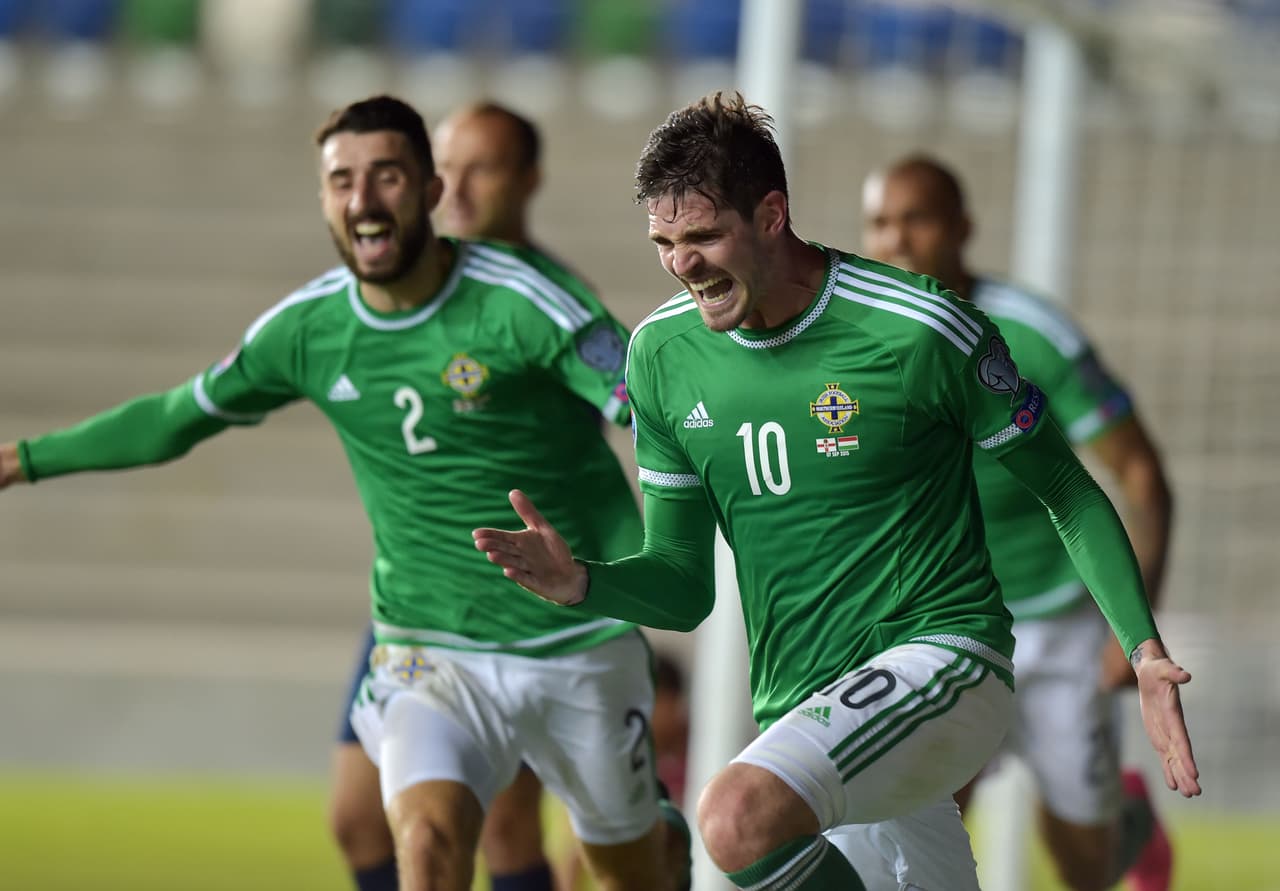 Irlanda 1-1 Hungría: Irlanda del Norte consigue un empate agónico y se acerca a la Eurocopa