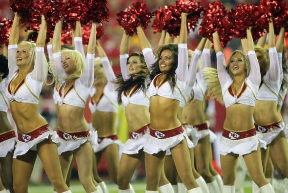 Las figuras más bellas y sexys las encuentras en el emparrillado de la NFL, ¡las cheerleaders! 