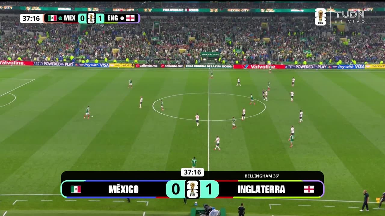 ¡GOL!  anota para Inglaterra. Jude Bellingham