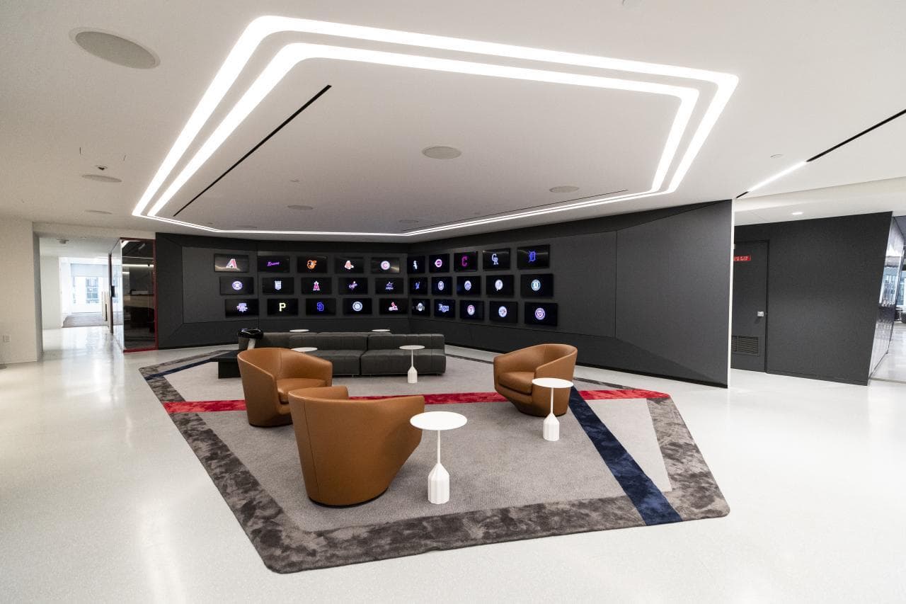 Así lucen las nuevas oficinas, en New York, del mejor béisbol del mundo.