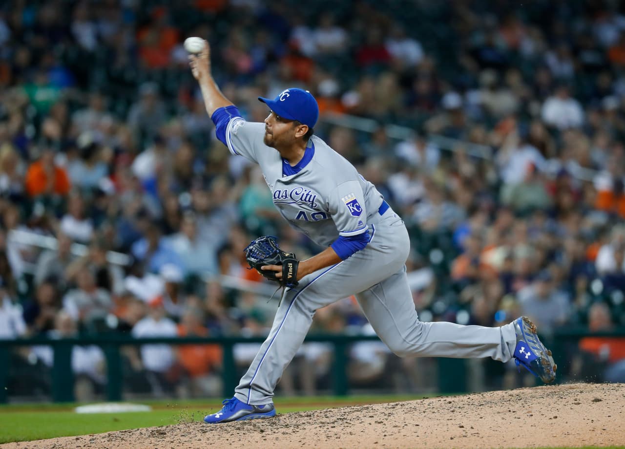 El mexicano Joakim Soria se llevó la derrota con Kansas por 5-4 ante los NY Yankees