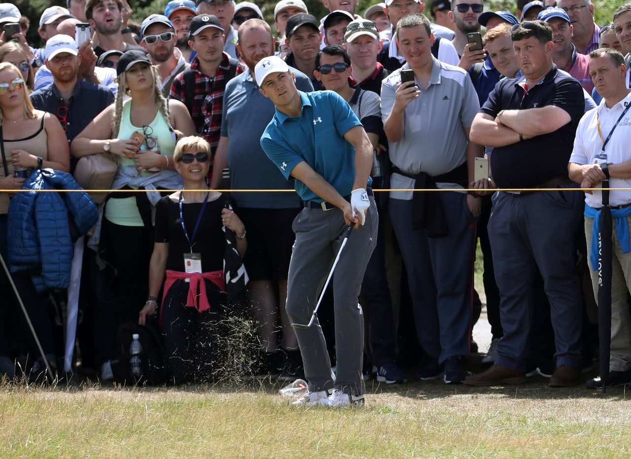 La primera parte del recorrido fue una experiencia para olvidar, con cuatro bogeys y apenas un birdie en nueve hoyos.