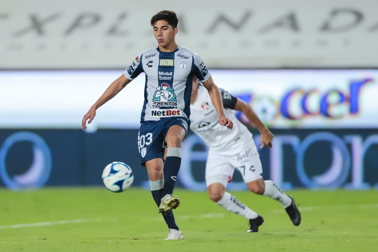 Con gol de Nacho Malcorra desde el punto penal, Atlas logra vencer a Pachuca 0-1 para romper una racha de 10 partidos sin ver la victoria.