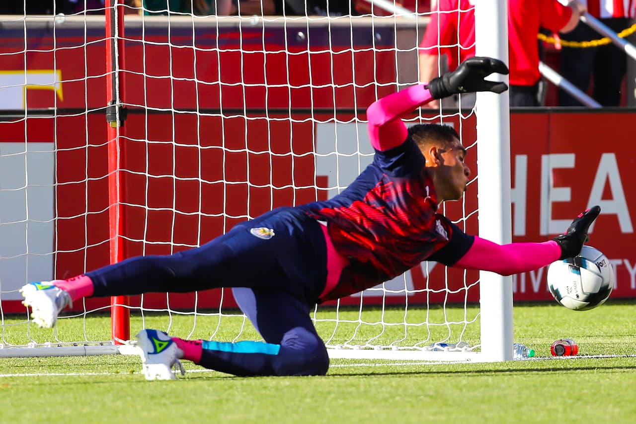 El ‘Pollo’ Briseño abrió el marcador de cabeza al 28’. En la segunda parte llegaría el doblete de JJ Macías, primero al 75’ de penal y al 78’ tras una jugada individual. Santos descontaría al 52’ por medio de Leo Suárez, pero el empate no evitó la caída en Salt Lake City.