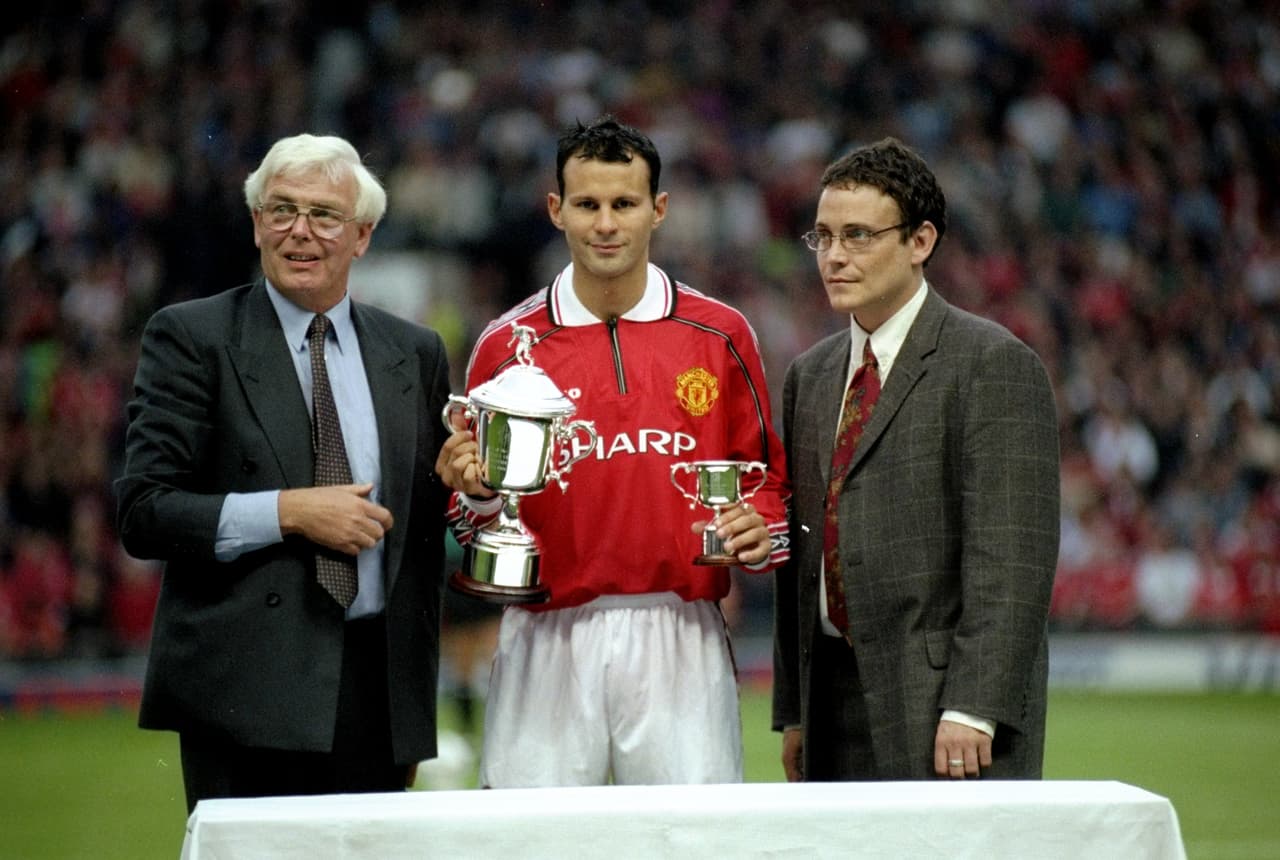 Giggs ganó 36 títulos con Manchester United, pero a pesar de ser el jugador con más partidos con Gales (101) no lo pudo llevar al Mundial. Vale destacar que rechazó jugar con Inglaterra.