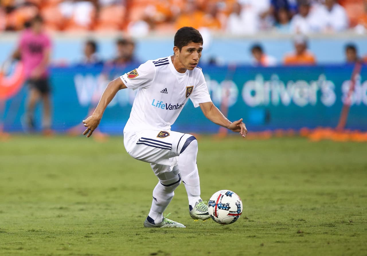 Savarino y Silva brillan pero Real Salt Lake cae por 2-1 ante Manchester United; Columbus derrota a Frankfurt 1-0