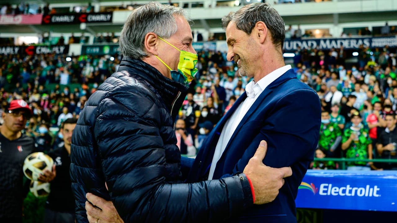 Ariel Holan y Diego Cocca reviven rivalidad del Clásico de Avellaneda