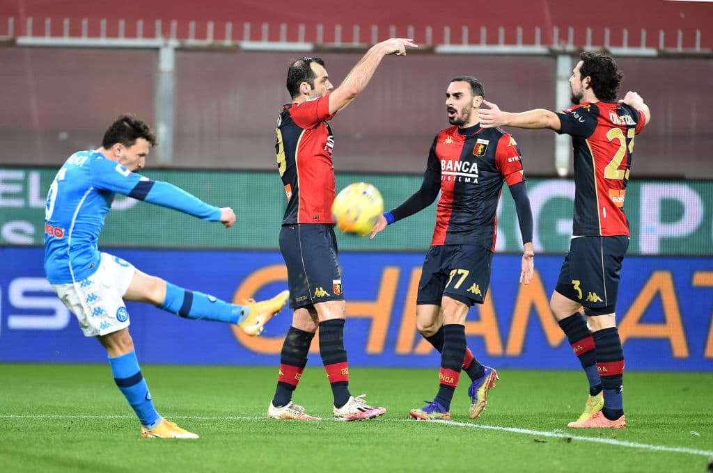 Napoli cayó ante Genoa de cara a la Semifinal de la Coppa | El conjunto de Gattuso sufrió su séptimo descalabro en la Liga; a media semana jugará la vuelta copera.