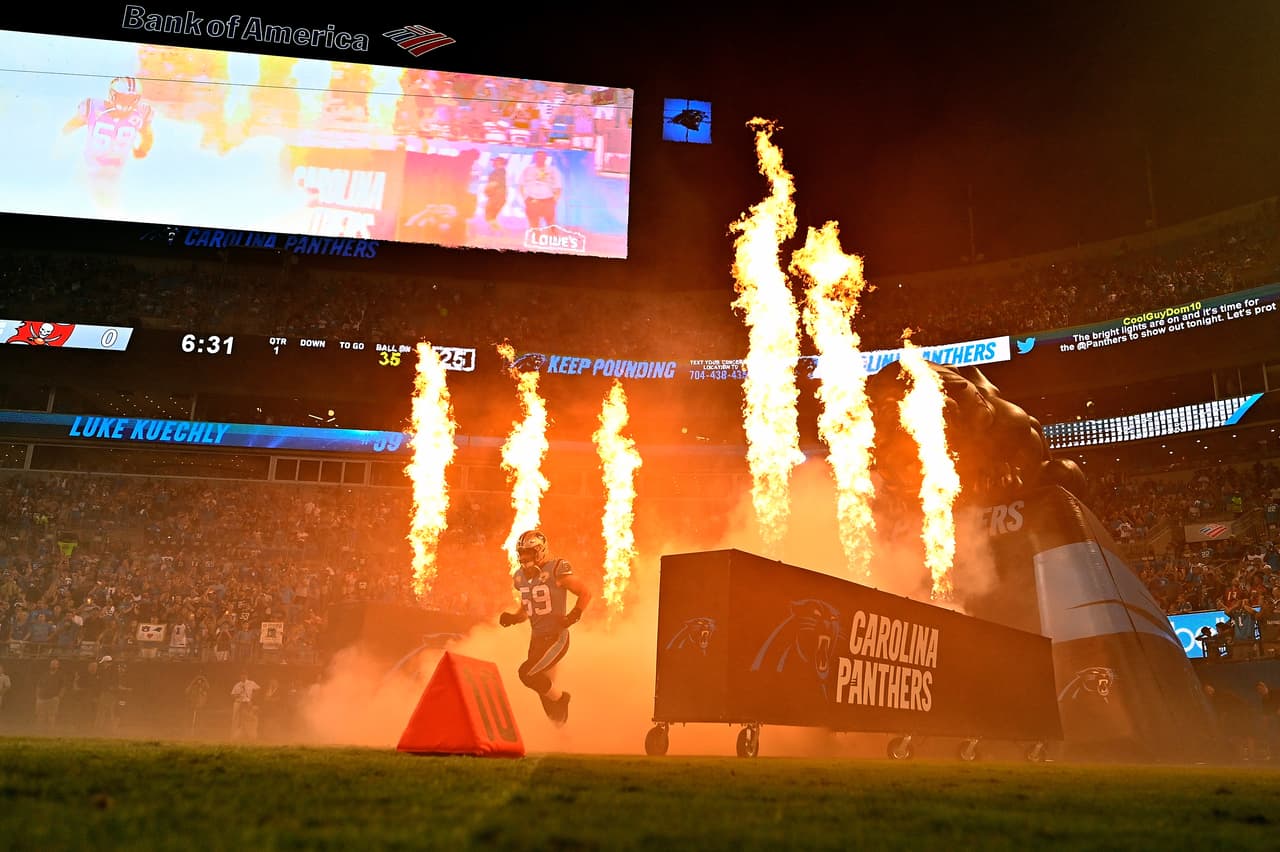 Las mejores imágenes del Carolina Panthers vs Tampa Bay Buccaneers del Thursday Night en la Semana 2 de la NFL.