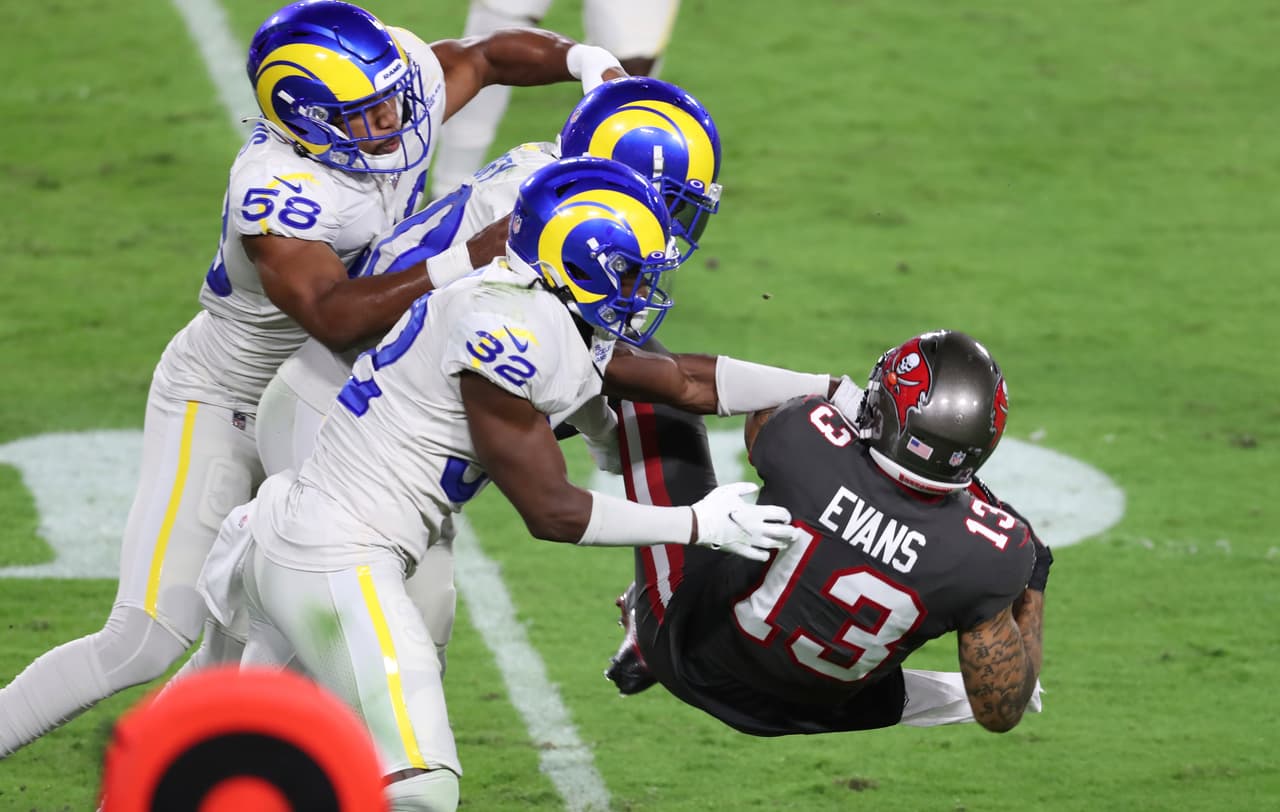 Jared Goff consigue el ansiado triunfo sobre Tom Brady y con un marcador de 27-24, los Bucs pierden en su propia casa.