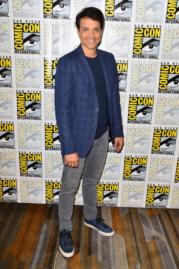 Al final de la temporada, parece que Johnny y Daniel consiguen llegar a un punto neutro dentro de su relación.
<br>