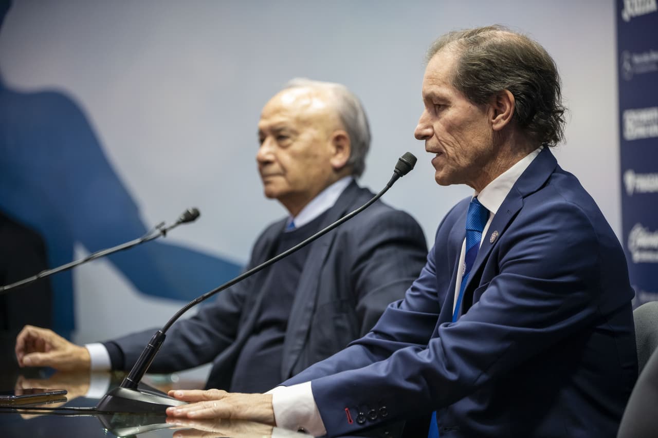 Billy Álvarez hizo la presentación oficial de cara al Torneo Clausura 2020 en las instalaciones de La Noria.