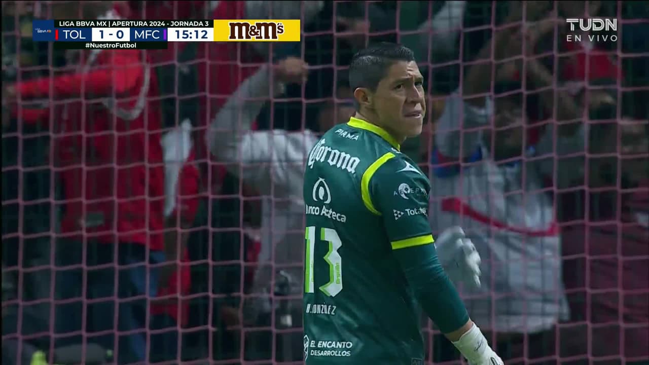 ¡GOL!  anota para Toluca. Paulinho