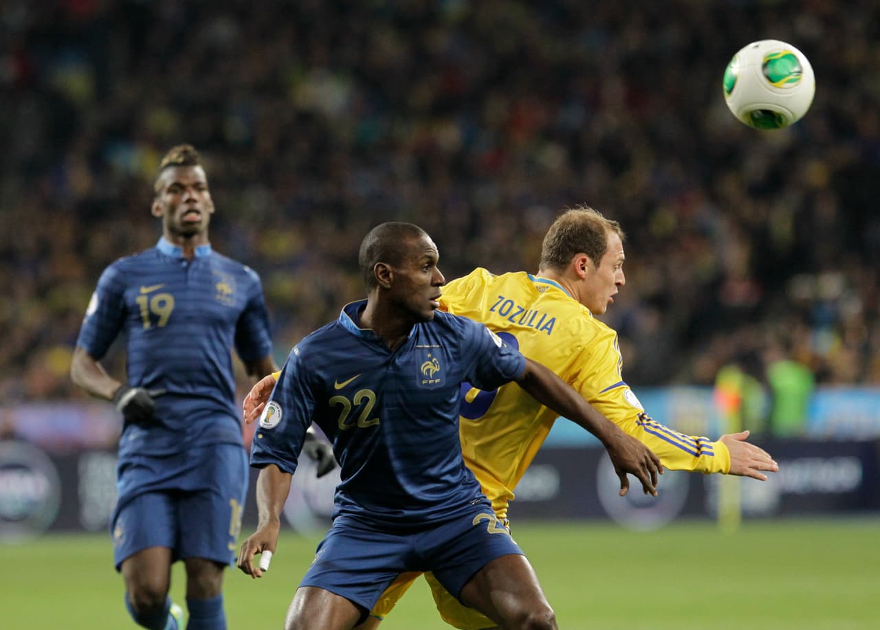 Abidal disputo 67 partidos entre 2004 hasta su último juego en 2013, con dos participaciones en Mundiales, una de ellas la del subtítulo en 2006.