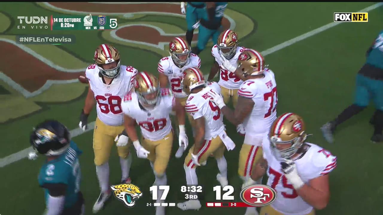 ¡Engaña a todos! Purdy y el pase pala a McCaffrey termina en las diagonales