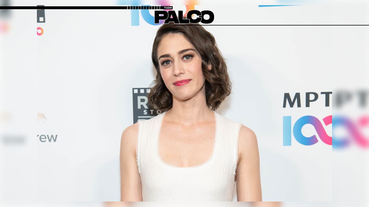 ¿Conoces alguna de estas 10 grandes actuaciones de Lizzy Caplan? | La actriz estadounidense celebra 39 vueltas al sol y nosotros te dejamos algunas de sus mejores personificaciones.