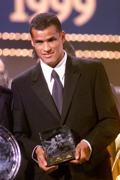 En 1999 particularmente, el Balón de Oro y el premio al Jugador del Año de la FIFA.
