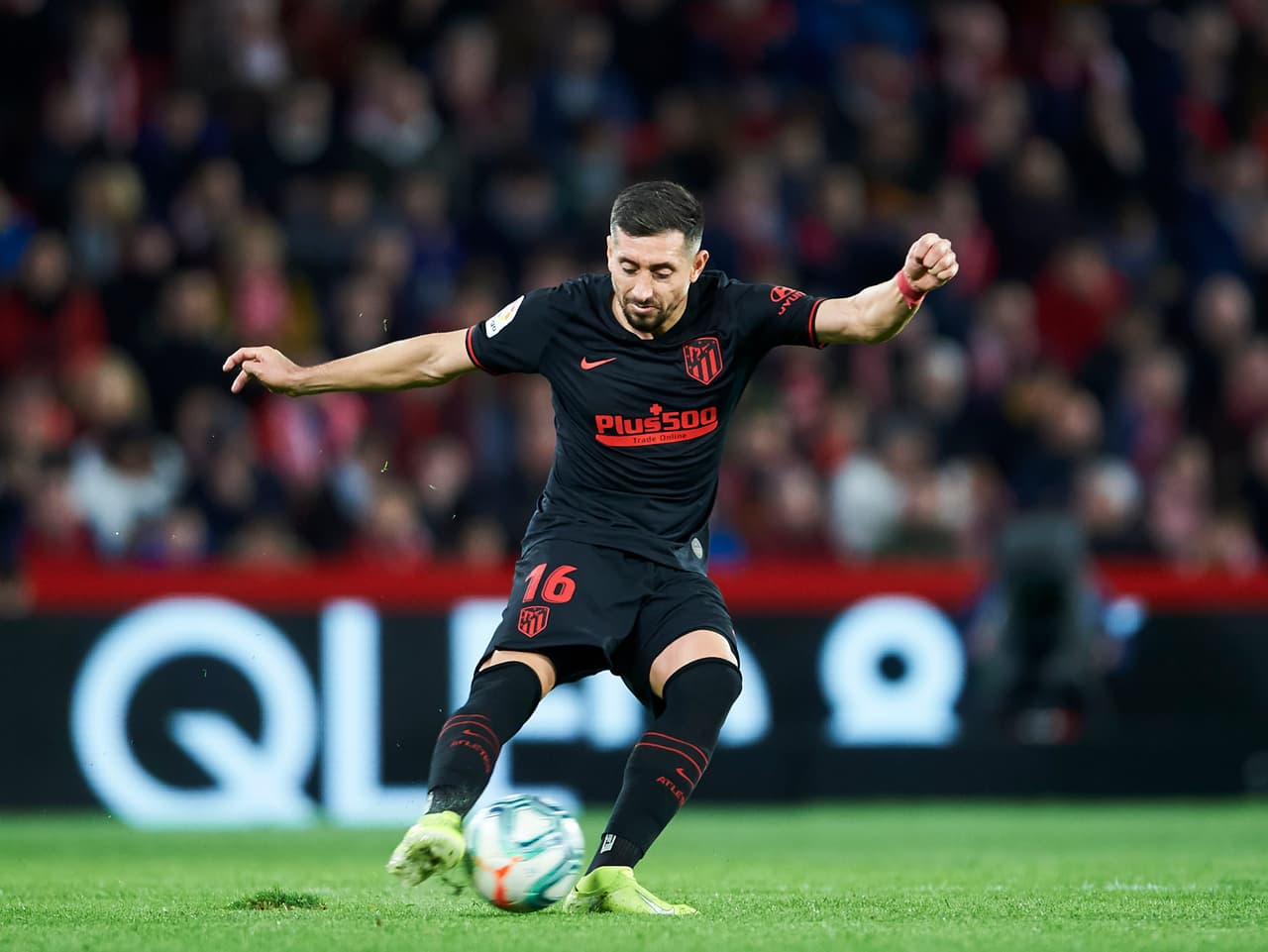 Héctor Herrera repite en el probable once ante la Juventus