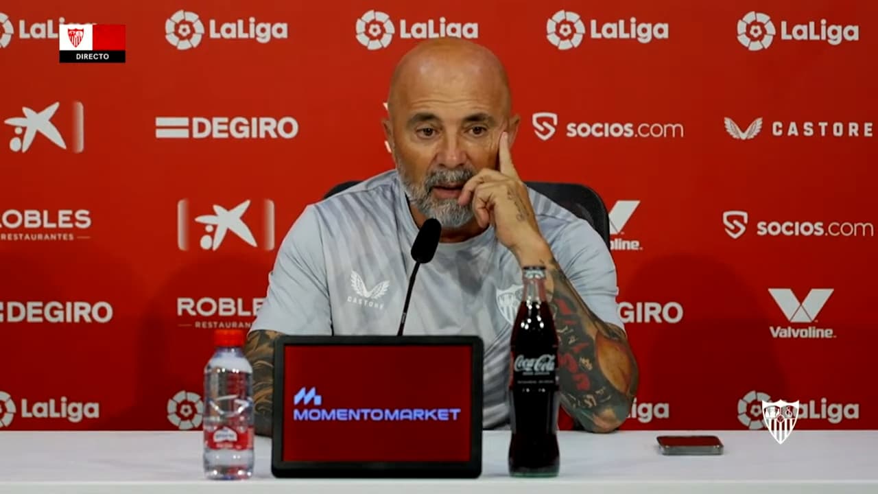 Tecatito se queda en Sevilla y no reporta con el Tri, según Sampaoli