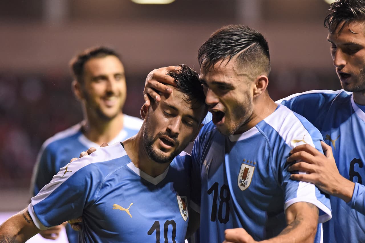 La Selección de Uruguay se lleva la victoria 1-2 con goles de Giorgian De Arrascaeta y Jonathan Rodríguez; por los ticos descontó Celso Borges.