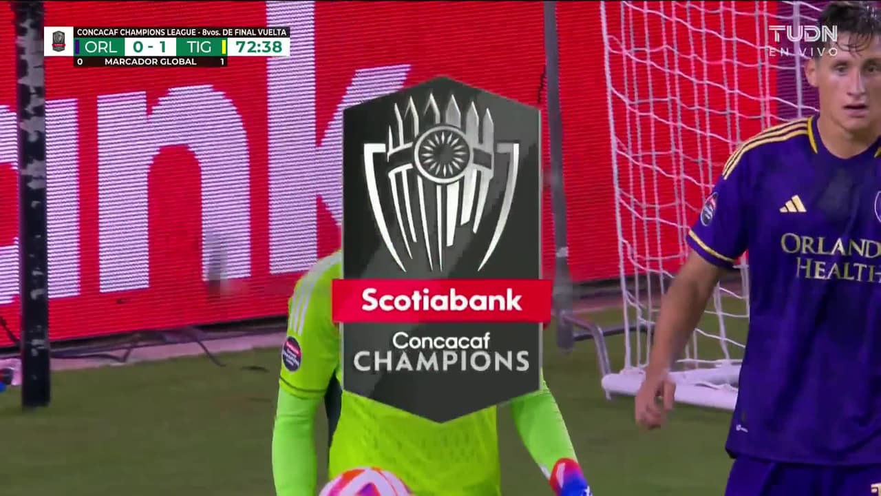 ¡TIRO ATAJADO! disparo por Nicolás Ibáñez.