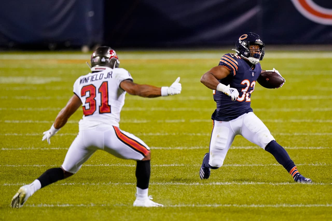 Tom Brady vuelve a perder la pelea frente a Nick Foles con un marcador de 19-20 en contra.