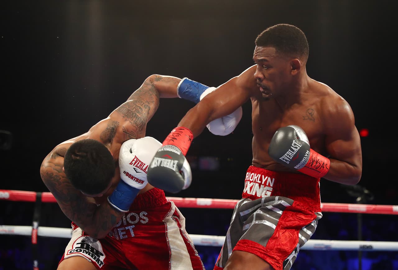 Además, 29 de sus triunfos han sido o por nocaut o nocaut técnico. Sin duda tiene manos pesadas.